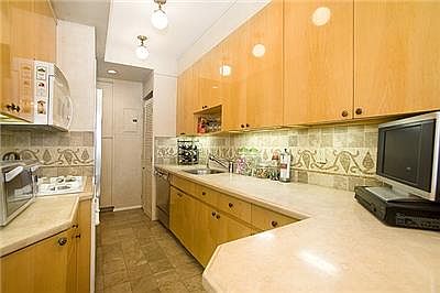 3rd image of 115 Central Park W APT 9J