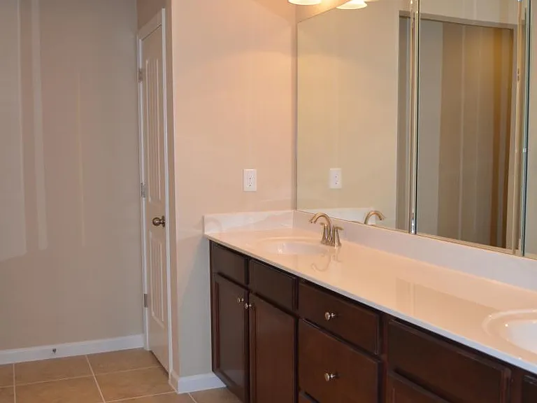 5840 Shiloh Woods Dr — Photo 9