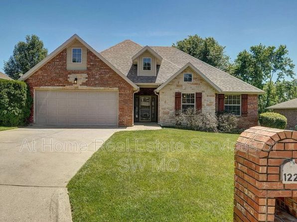 122 W Sandalwood Ln