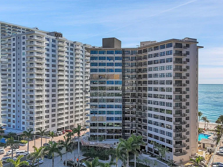 3800 Galt Ocean Dr #404 — Photo 21