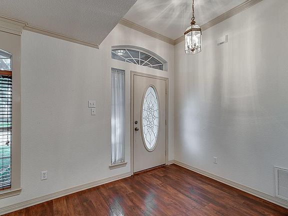 3rd image of 639 Tulane Dr