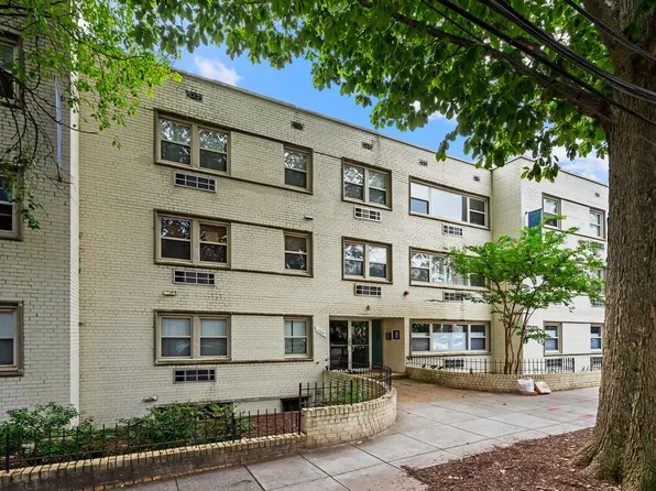 604 Longfellow St NW APT 305, Washington, DC 20011