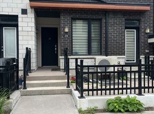 1555 Kingston Rd #208, Pickering, ON L1V 0E9