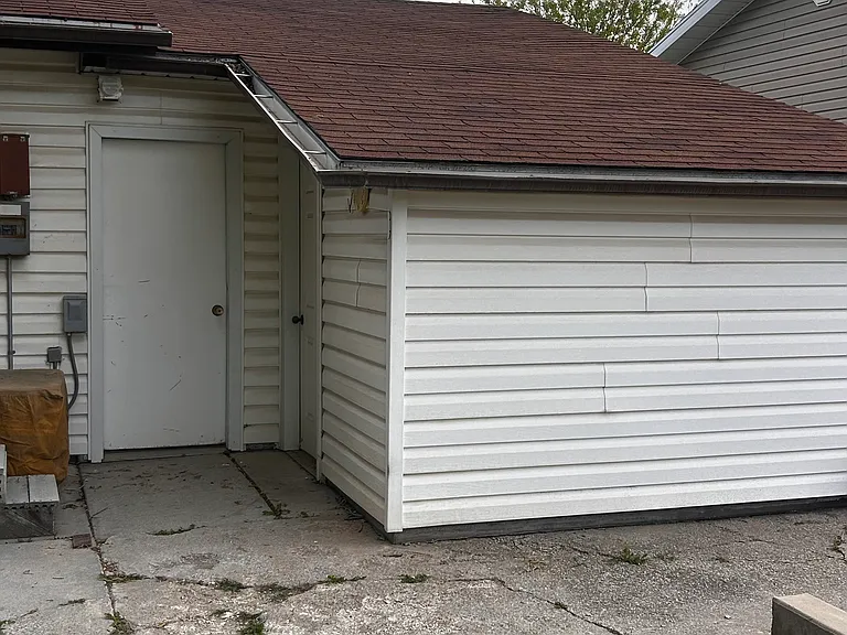 W 660 S — Photo 10