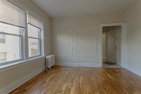 2nd image of 54 Linden Ave #202