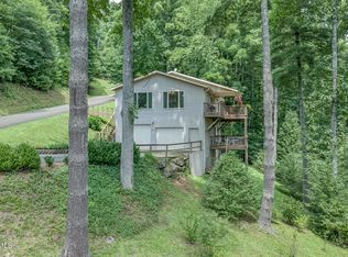 290 Lakeridge Dr, Butler, TN 37640