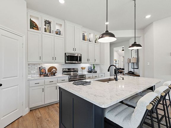 7th image of this home