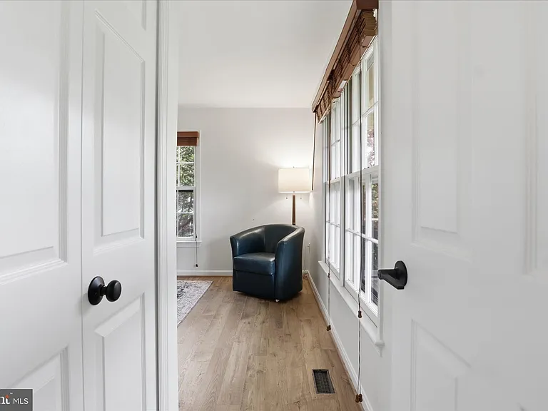 12845 Mill Brook Ct — Photo 26