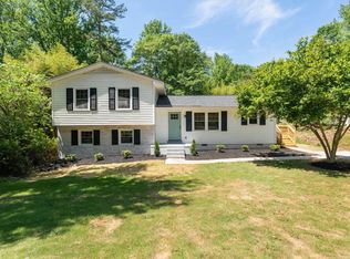 406 Chuckwood Dr, Simpsonville, SC 29680