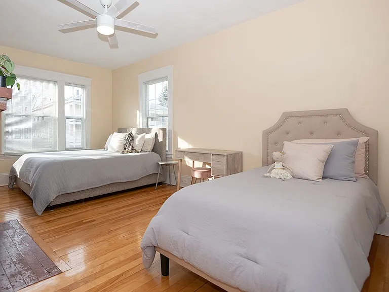 113 Elm St — Photo 17