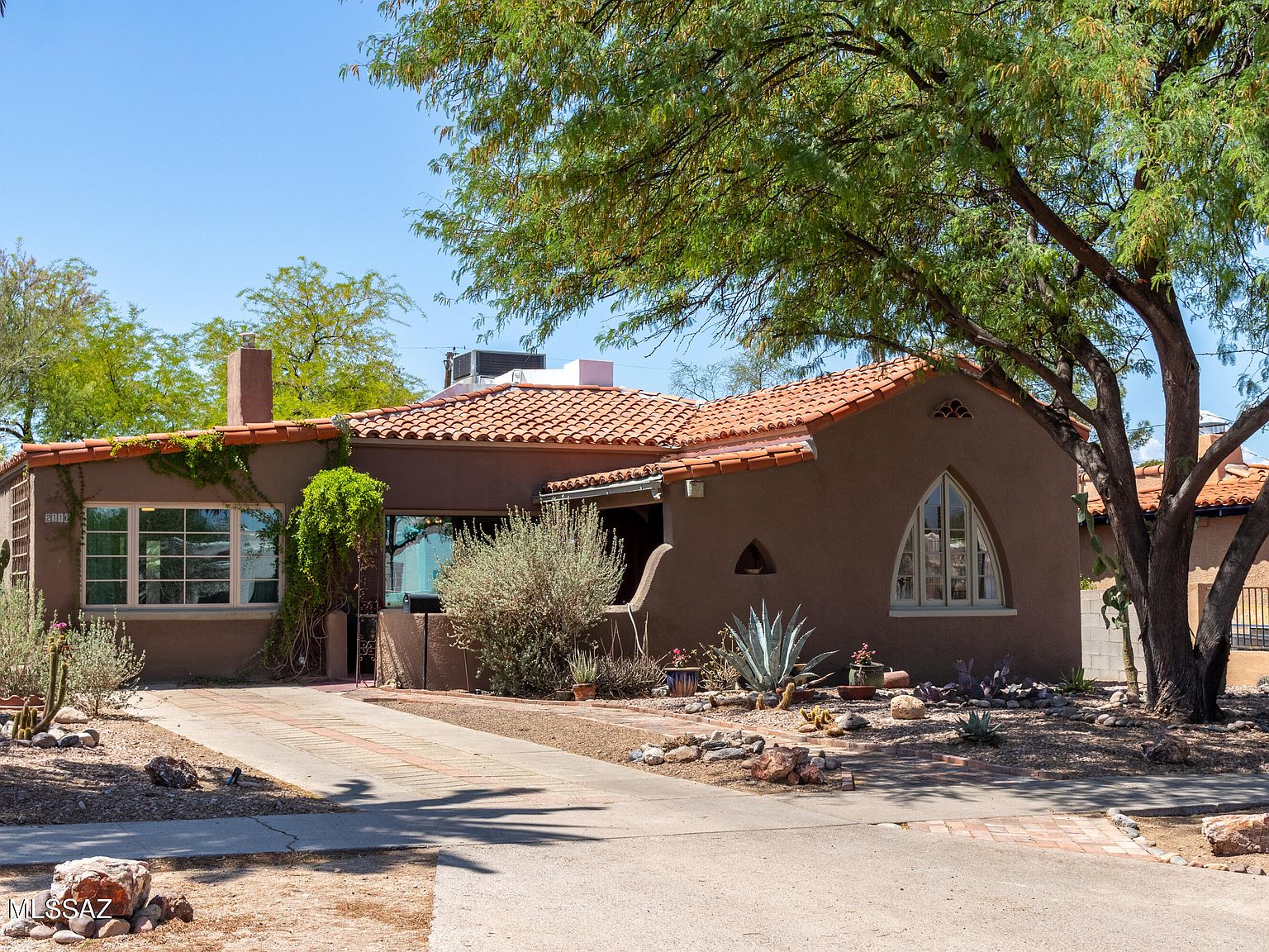 2116 E 8th St, Tucson, AZ 85719 | Zillow