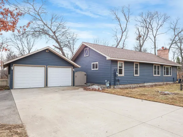 19060 Love Lake Rd, Brainerd, MN 56401