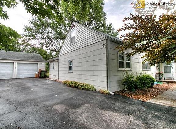 2nd image of 7009 Hawthorne Ave
