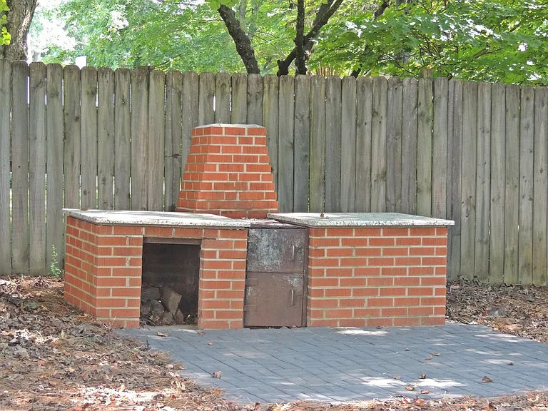 1712 Old Niles Ferry Rd — Photo 34