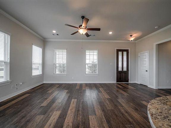 3rd image of 6720 Bayou Trail Dr