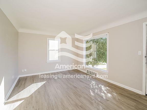 2-Living Room