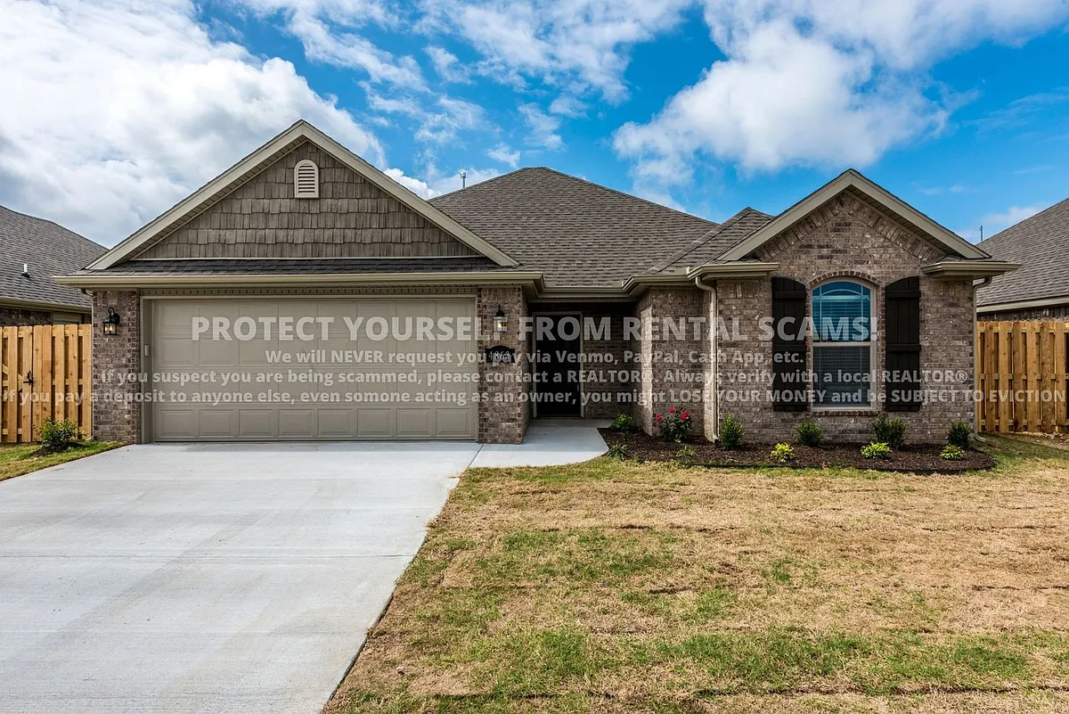 Photo 1 of 16 - 4863 W Croft Dr - Fayetteville, AR Primary Photo - 4863 W Croft Dr