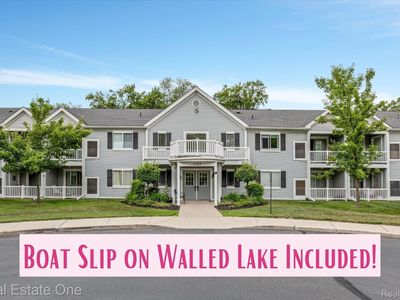 1127 S Lake Dr UNIT 205, Novi, MI, 48377
