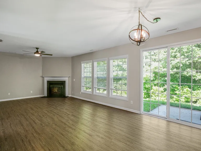 2804 Sagebrush Ln — Photo 8