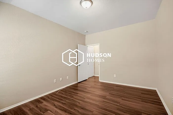 7406 Lake Front Trl — Photo 22