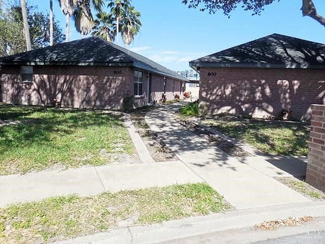 1st image of 800 Sandpiper Ave APT B