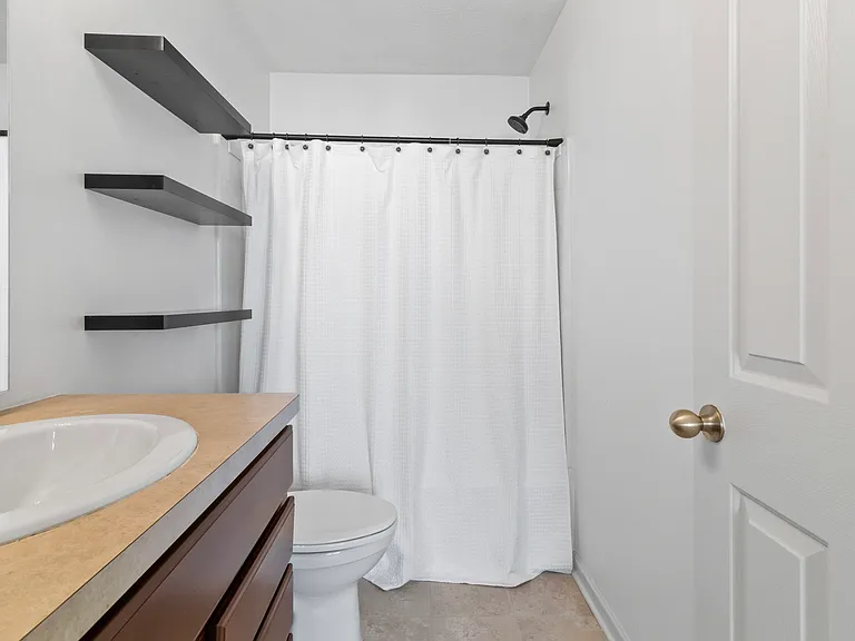 12683 White Chapel Cir — Photo 6
