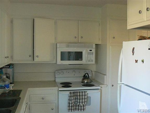 5th image of 142 E Garden Green Ave