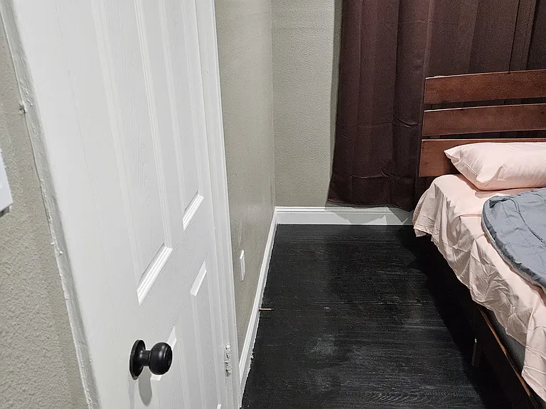 1822 Stella Ave — Photo 24