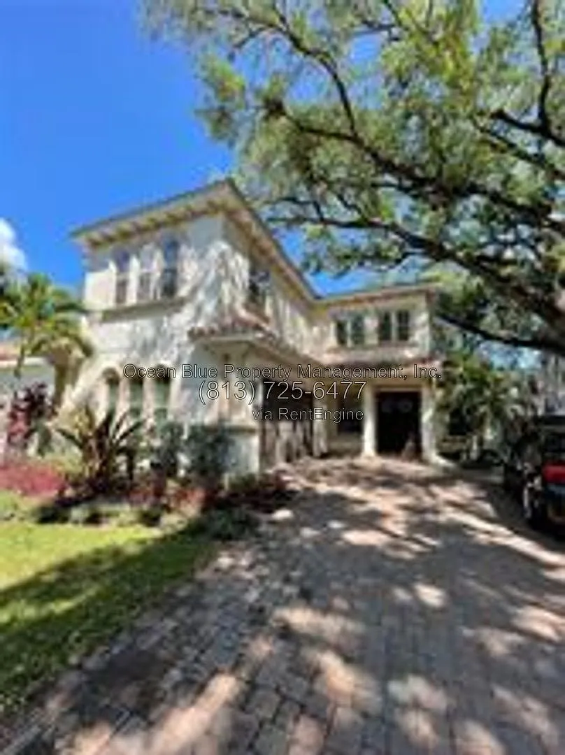 4 bed, 3.5 bath, 3050 sqft, $11,500 — Photo 2