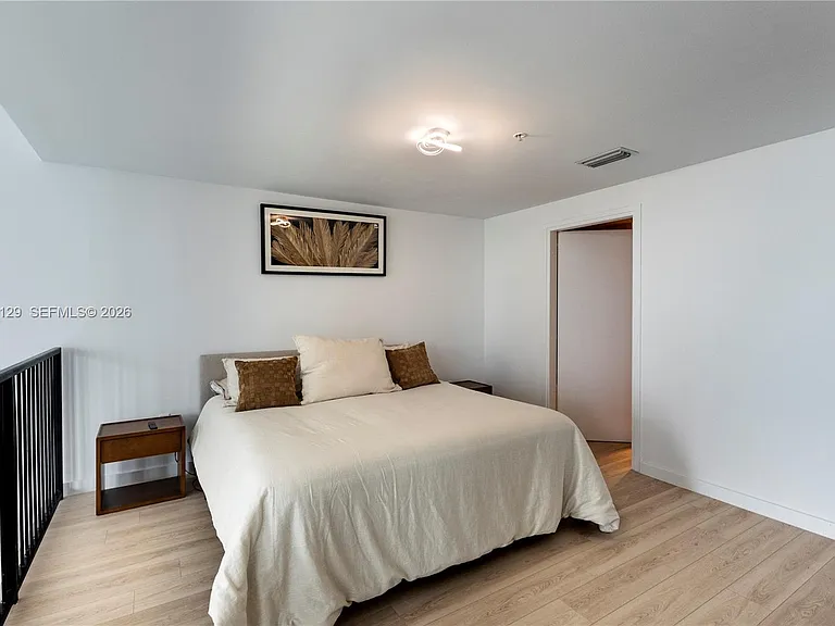 300 S Biscayne Blvd #L-1014 — Photo 13
