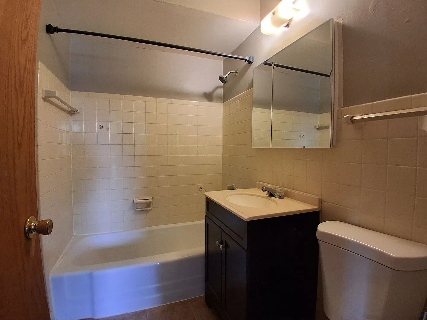 10416 W Hampton Ave — Photo 4