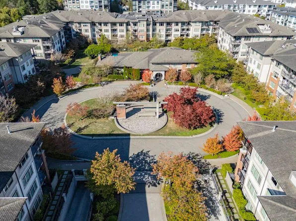 9299 Tomicki Ave #108, Richmond, BC V6X 0C5