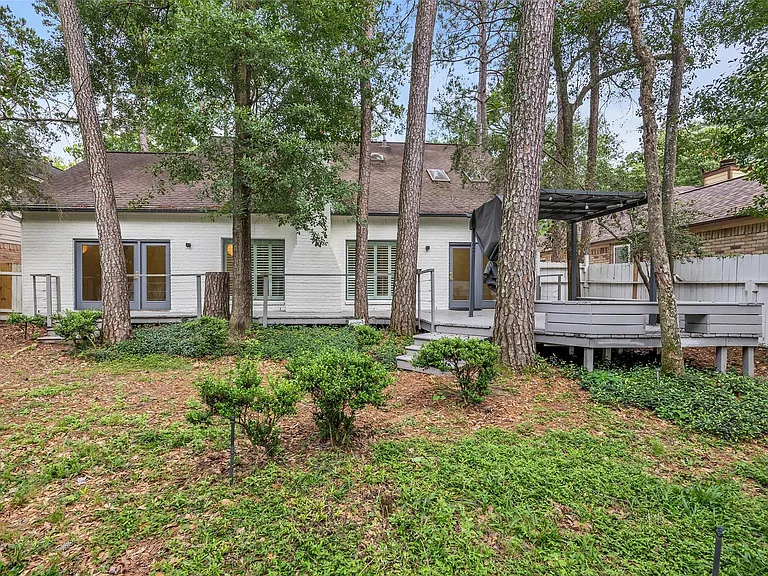41 Hickory Oak Dr — Photo 32
