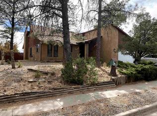 1183 San Ildefonso Rd, Los Alamos, NM 87544