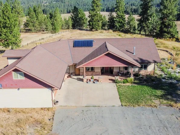 9724 S Darknell Rd, Valleyford, WA 99036
