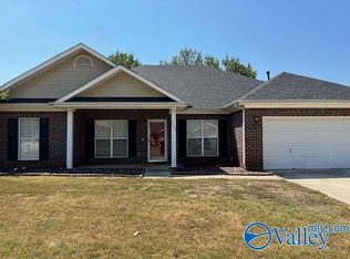 209 Horseshoe Bnd N, Madison, AL 35758