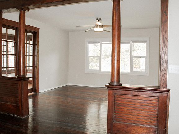 2nd image of 293 Avenue C #1/2
