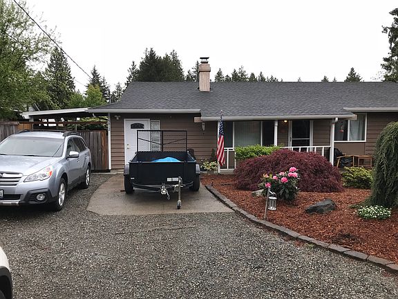 2nd image of 5412 Rainier Dr E