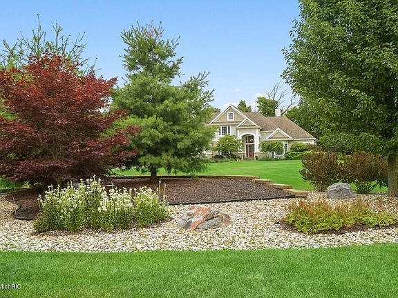 2nd image of 4937 N Stockbridge Dr