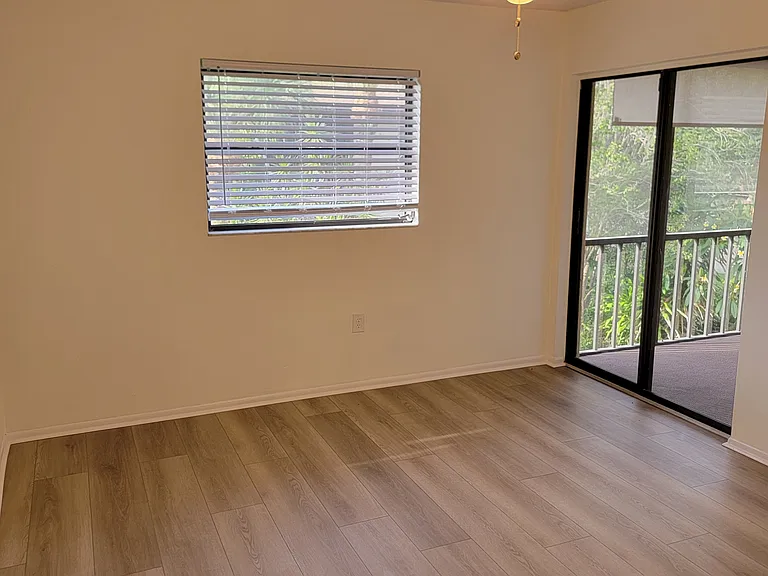 7237 Cloister Dr — Photo 7