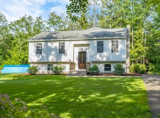 159 S Sugar Hill Rd, Weare, NH 03281