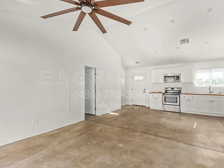 505 N 16th Ave — Photo 3