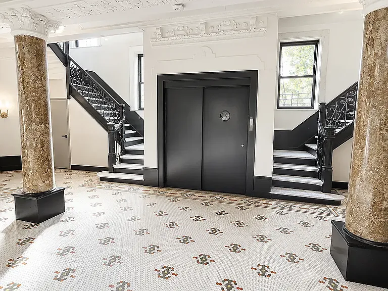 440 Audubon Ave #2 — Photo 8