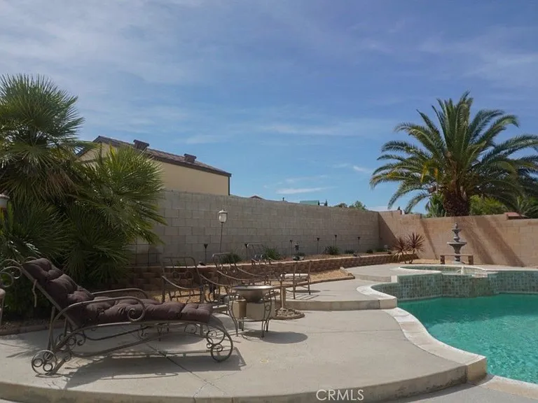12661 Shorewood Ln — Photo 15