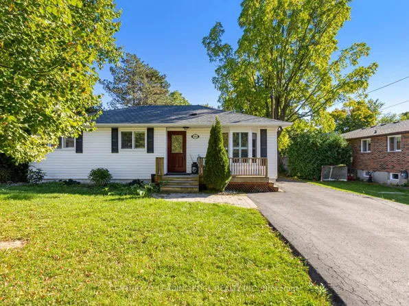 344 South St, Whitchurch Stouffville, ON L4A 7W3