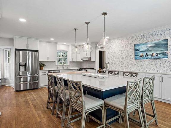 4th image of 753 Milldenhall Rd