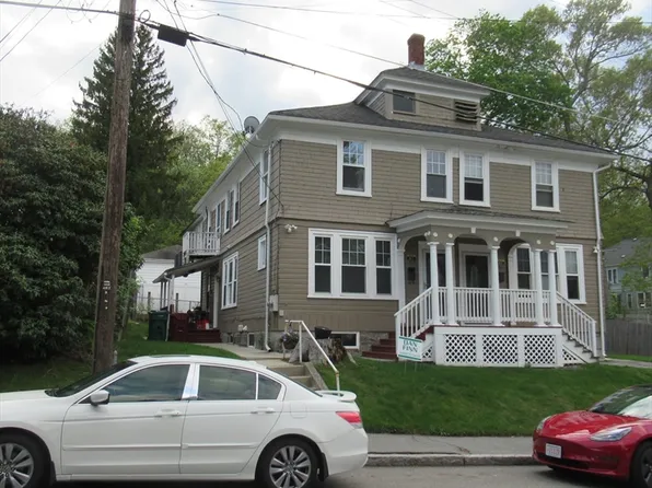 85-87 Belrose Ave, Lowell, MA 01852