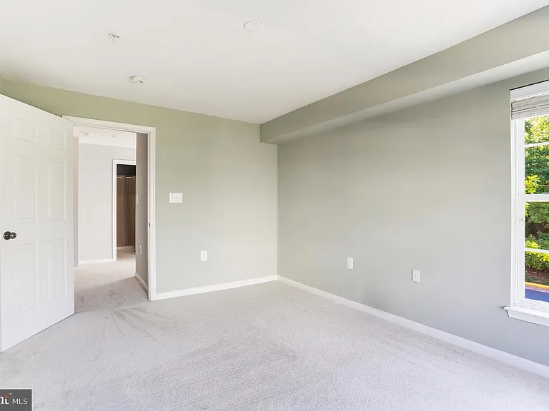 15262 Rosemont Manor Dr — Photo 2