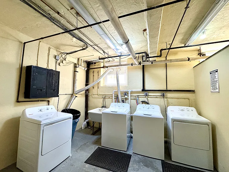 1140 Edgewood Pkwy #9 — Photo 16