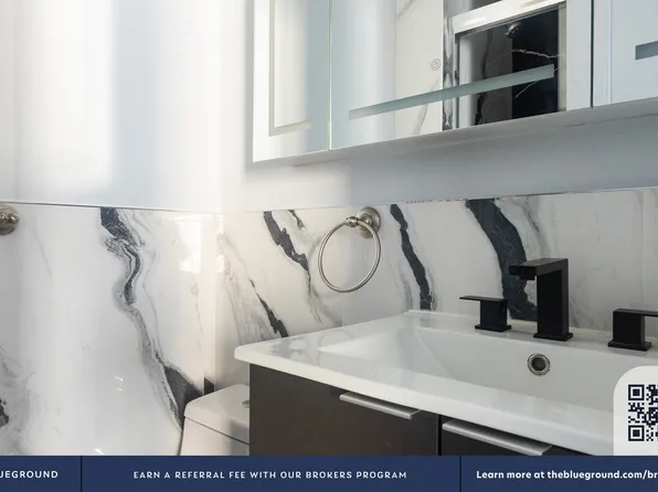 161 West 54th Street image 14 of 27